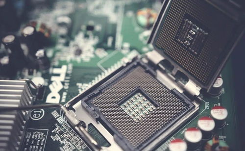 2021年中國(guó)股市高增長(zhǎng)潛力軍工股名單出爐，技術(shù)驅(qū)動(dòng)新機(jī)遇